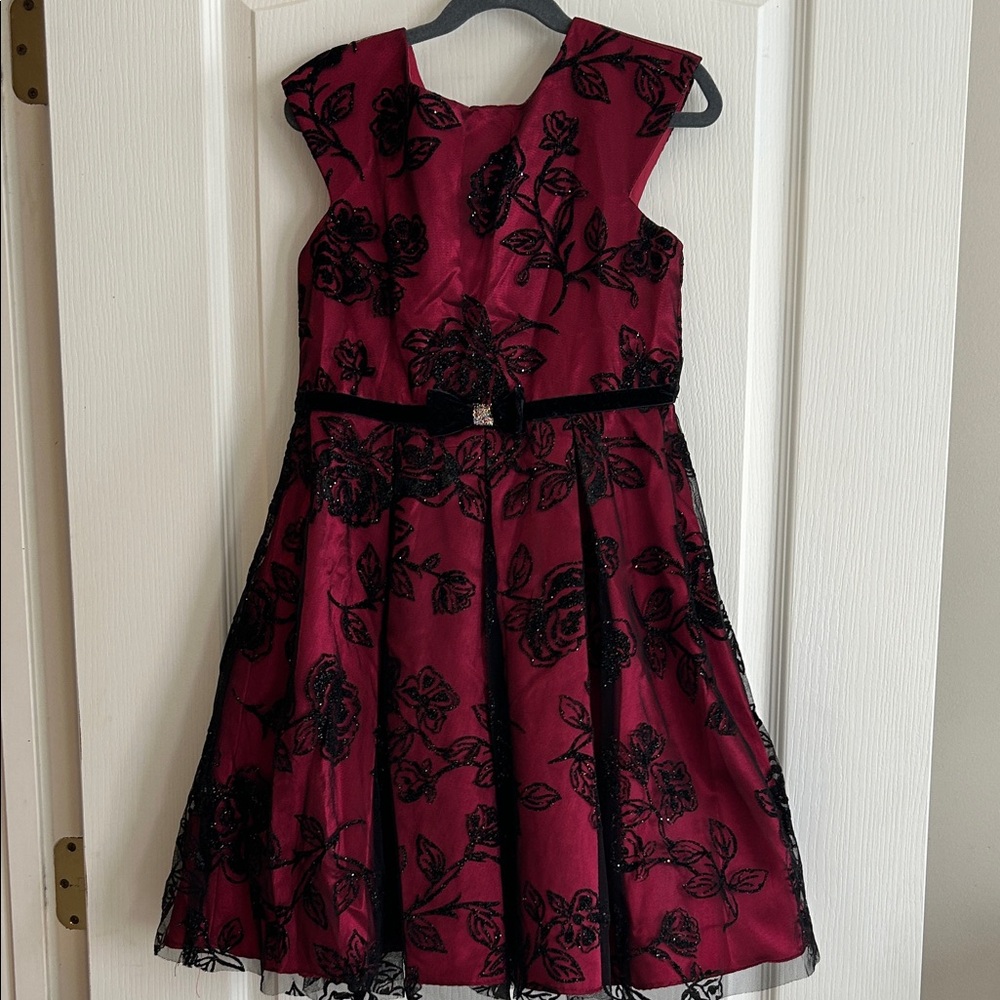 Jona Michelle Rose Overlay Burgundy Rose Sparkly Girls 10